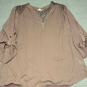 Women’s size xlarge top